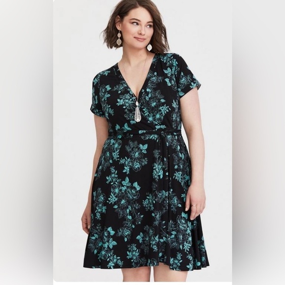 TORRID Aqua/Blk Floral Stencil Faux Wrap S SLV Stretchy Office Party Dress SZ 2X - Picture 1 of 14